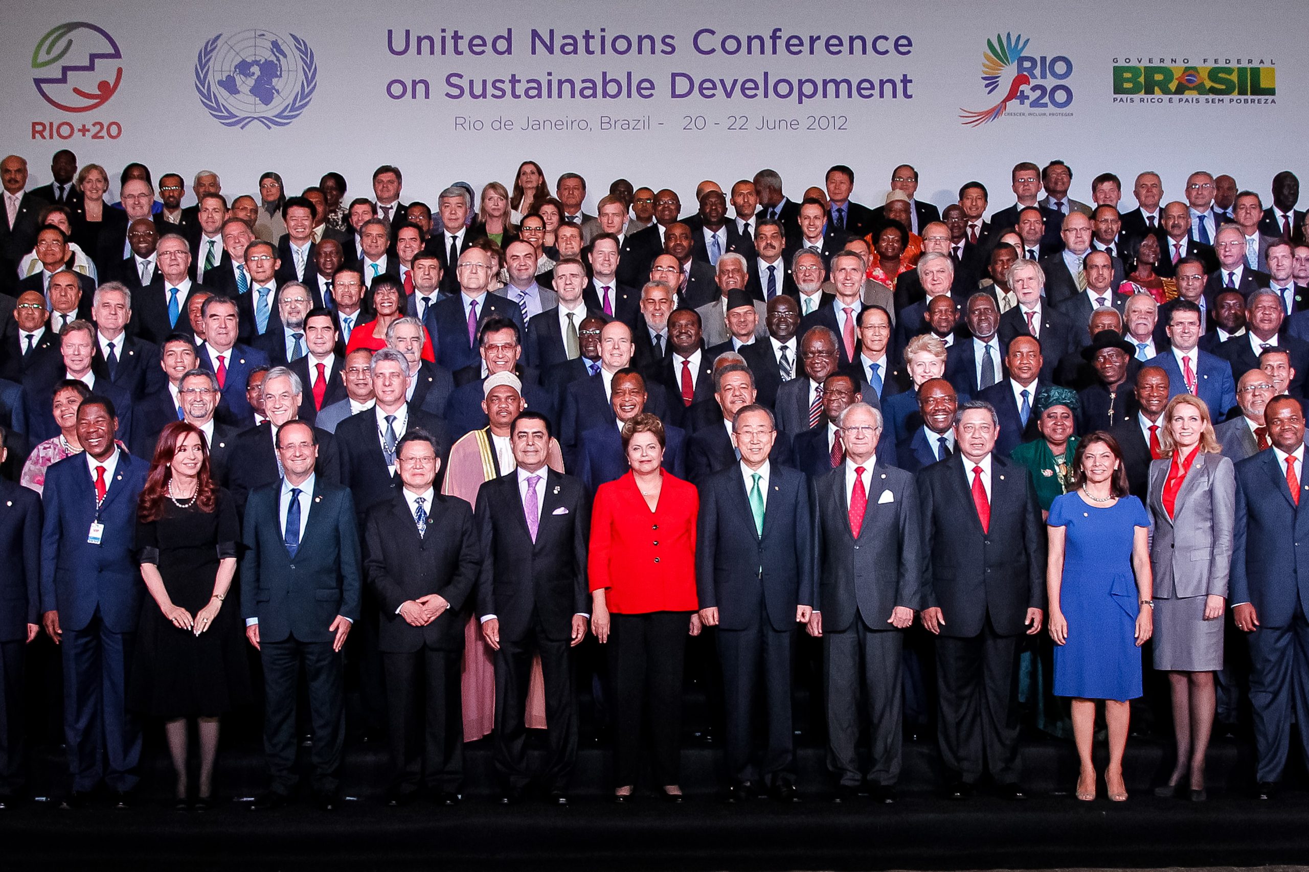 world_leaders_at_the_united_nations_conference_on_sustainable_development
