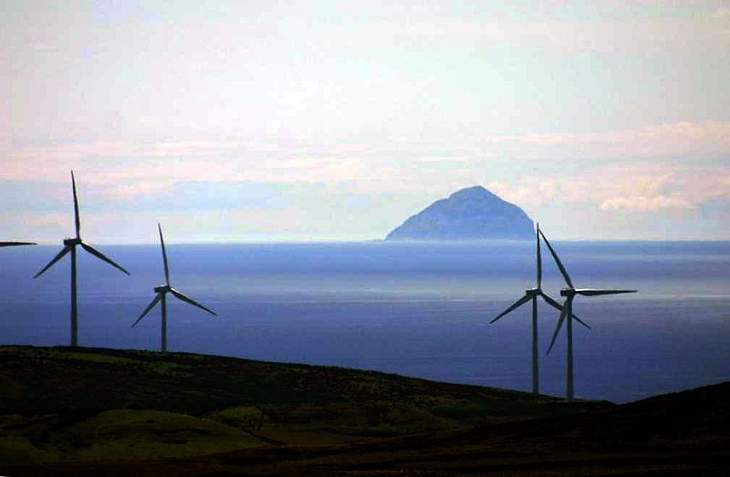 800px-windmills_and_ailsa_craig_aka_paddys_milestone_rotated