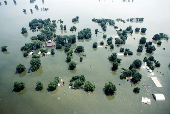 800px-kaskaskia_island_1993_flooding