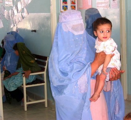 afghanistan-mother-and-child-at-health-center_public_domain