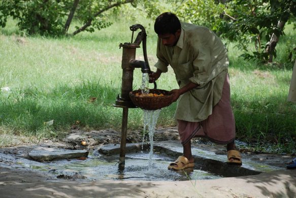 pakistan_pump_water_system_at_my_farm_lands