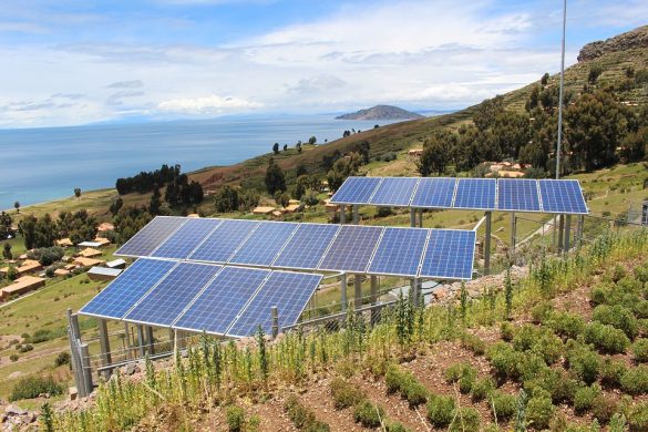 panels-solar-energy-renewable-energy-solar-panel-1175819_1