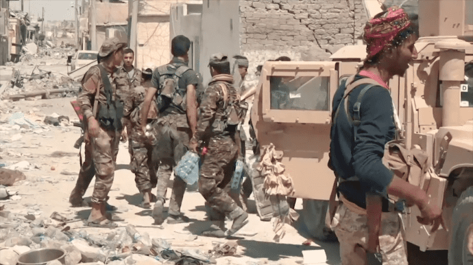 sdf_fighters_in_central_raqqa_voa