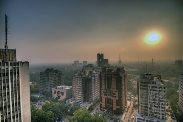smog_in_the_skies_of_delhi_india