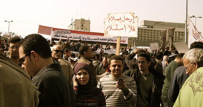 800px-crowd_of_protesters_in_cairo_during_the_2011_egyptian_revolution_1