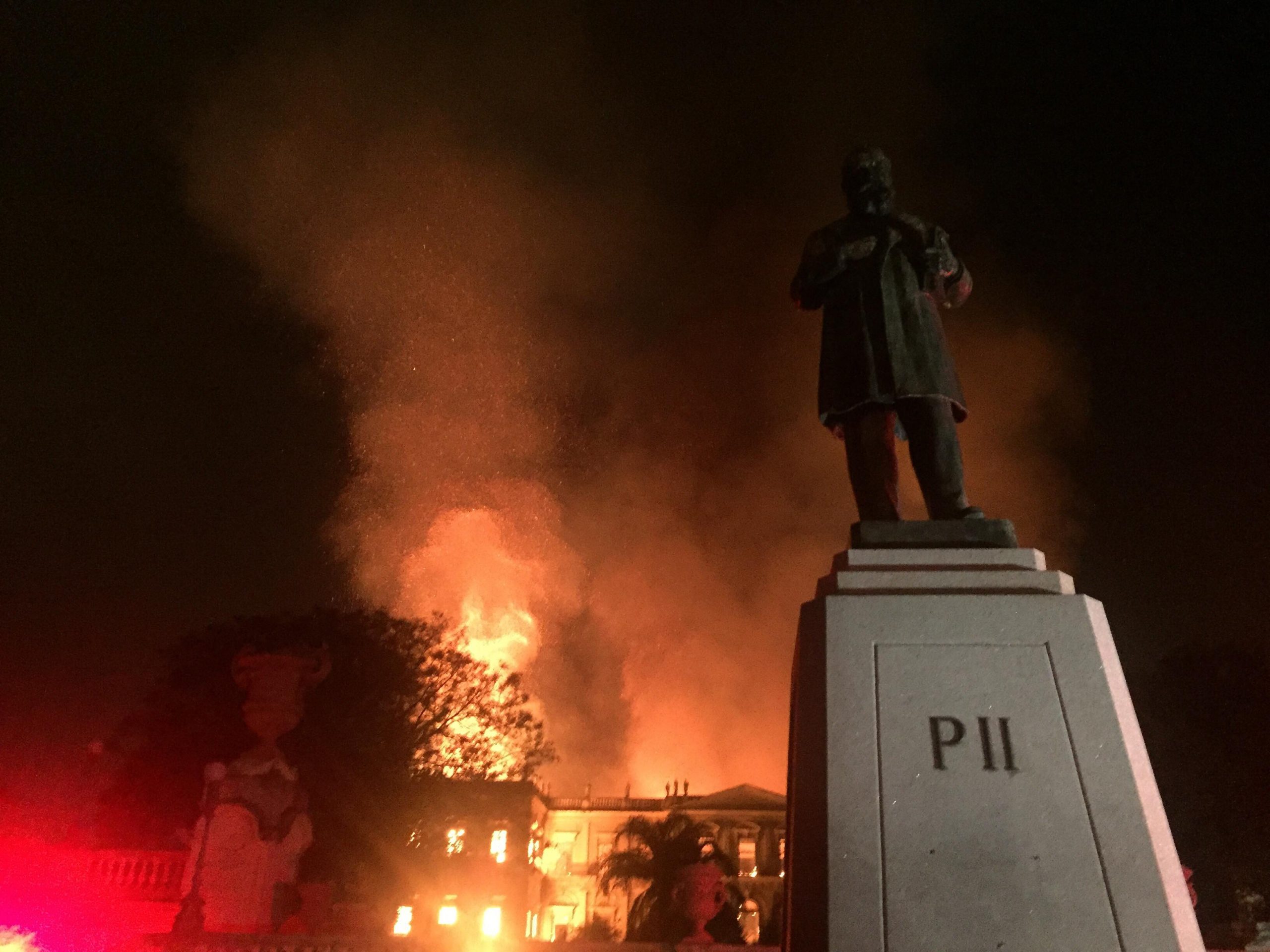 fire_at_museu_nacional_05