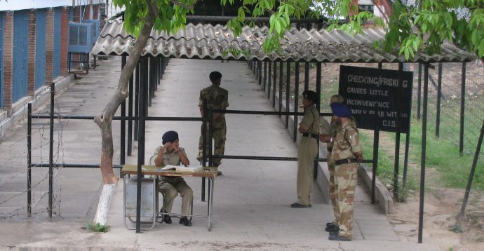 cisf_security_check_point