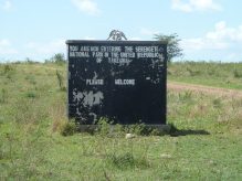 border_kenya-tanzania_near_sand_river_gate_masai_mara_-_panoramio