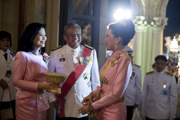 1200px-princess_ubolratana_2009-12-7_royal_thai_government_house