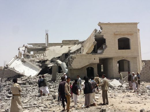 destroyed_house_in_the_south_of_sanaa_12-6-2015-3_pub_dom
