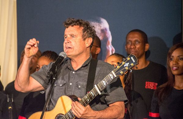 gettyimages-585836528_johnny_clegg