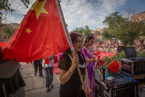 gettyimages-_kina_xinjiang_uighur_flag