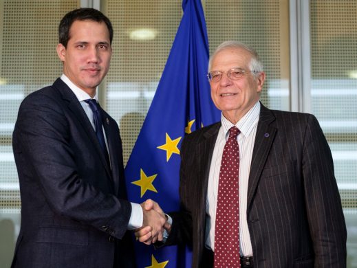 gettyimages-guaido_borrell